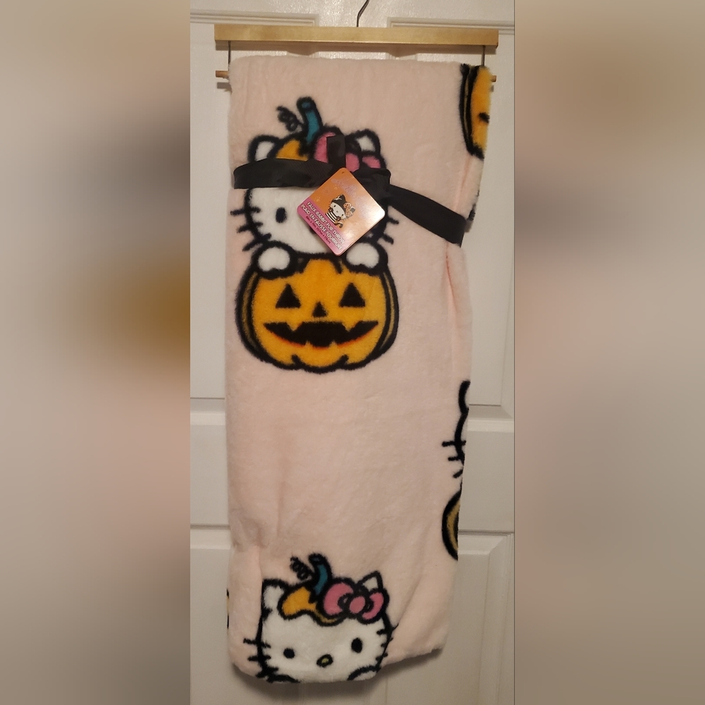Hello Kitty Faux Fur Pumpkin Throw